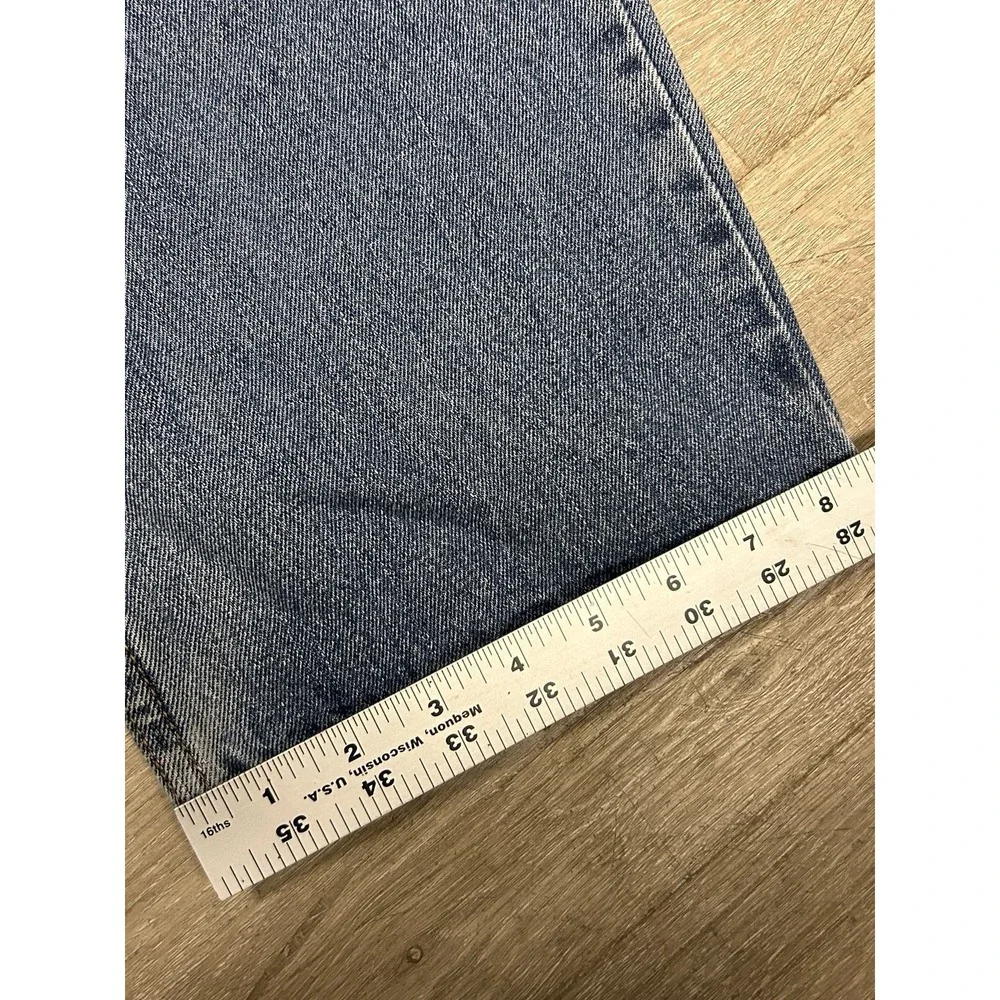 Levis 550 Relaxed‎ Fit Jeans Men's 38 x 31 Actual Faded Light Wash